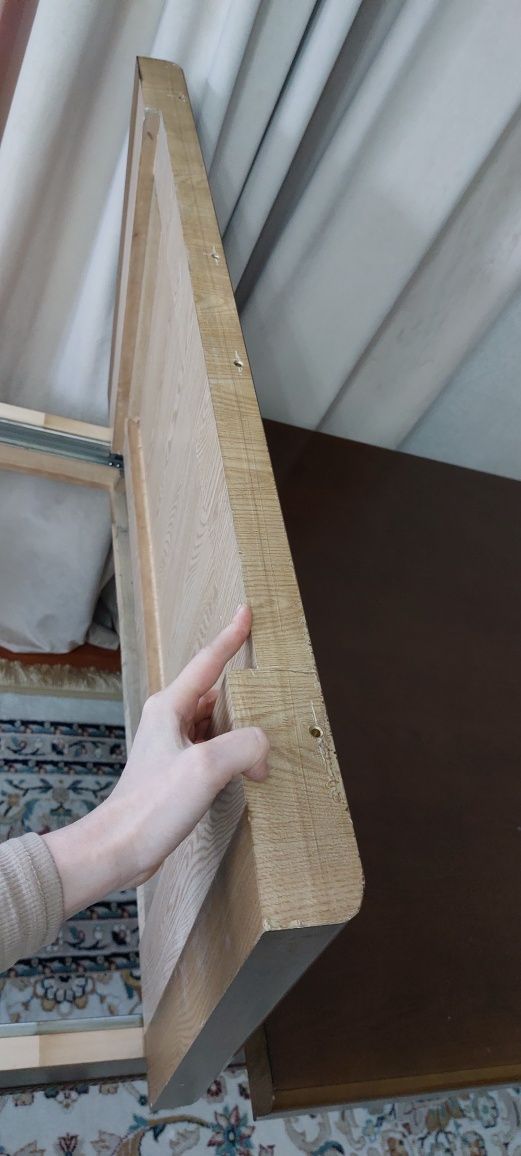 Стол со стульями