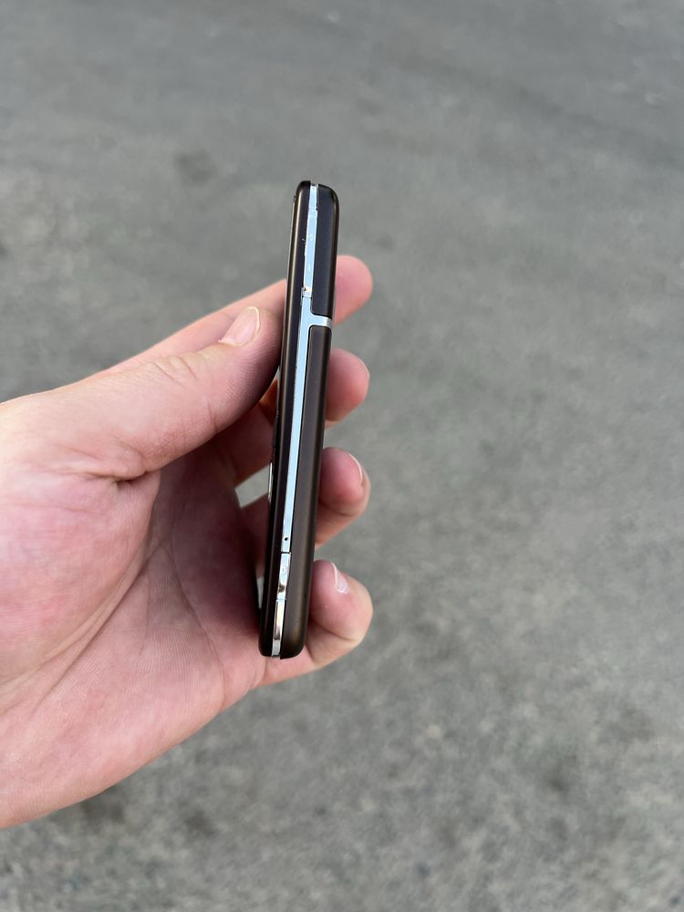 Nokia 6700 Choco