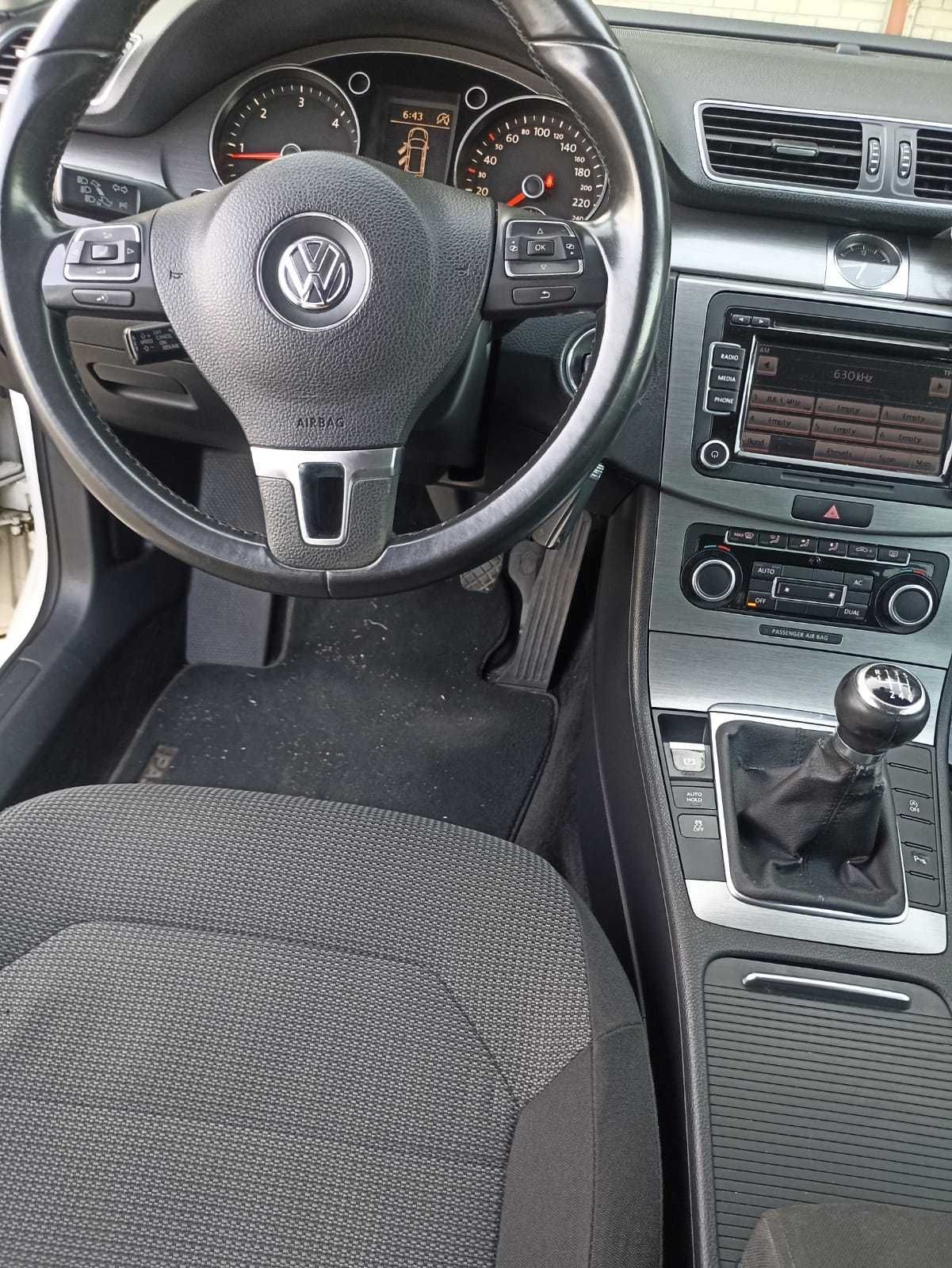 VW Passat 1.6 TDi 105 Cp 2012