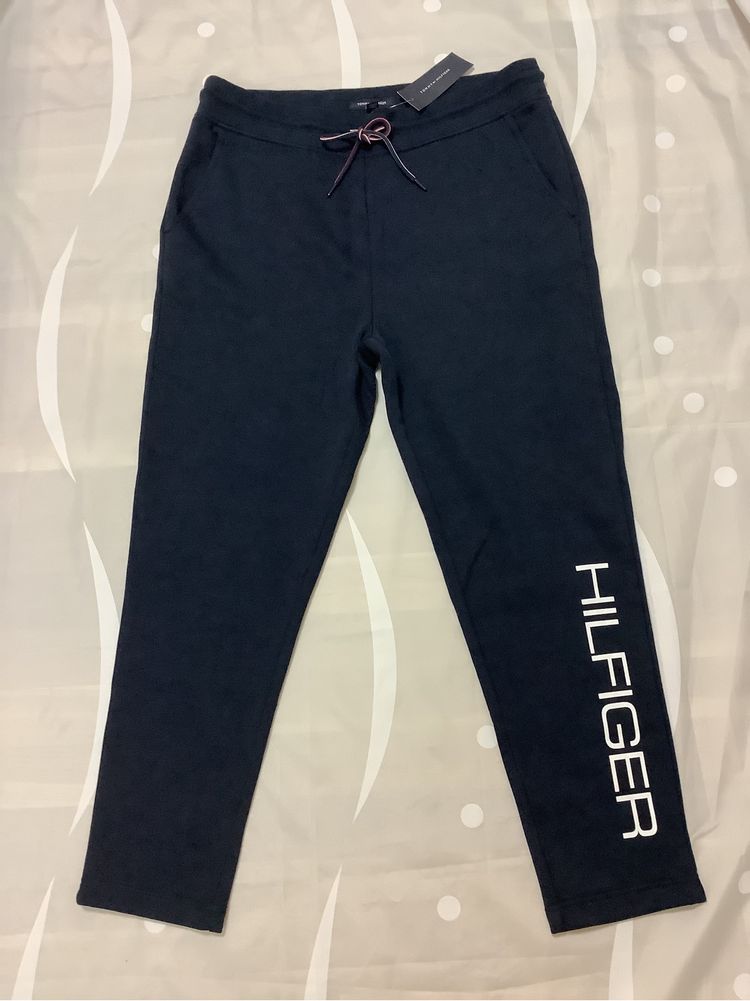 Pantaloni bumbac Tommy Hilfiger marime L