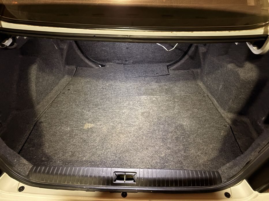 Leganza 1.8, 2002 yil