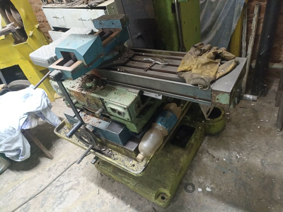 Поворотный стол на сверлильный и фрезерный стол