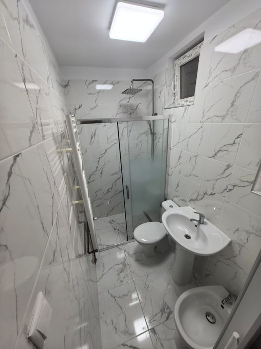 Alpinism utilitar.Reparatii acoperiș.Renovari,Termoizolatii.Constructi