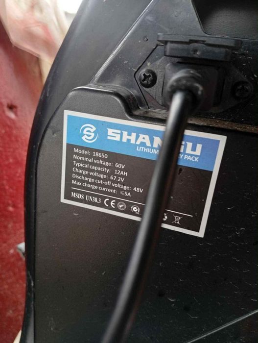 Scuter electric puțin folosit