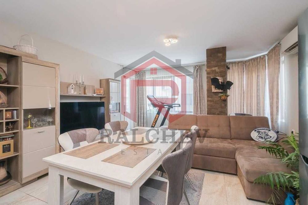 Дава се под наем Тристаен апартамент в Варна, Възраждане 3 - 97 кв.м за 561 € - Снимка #3