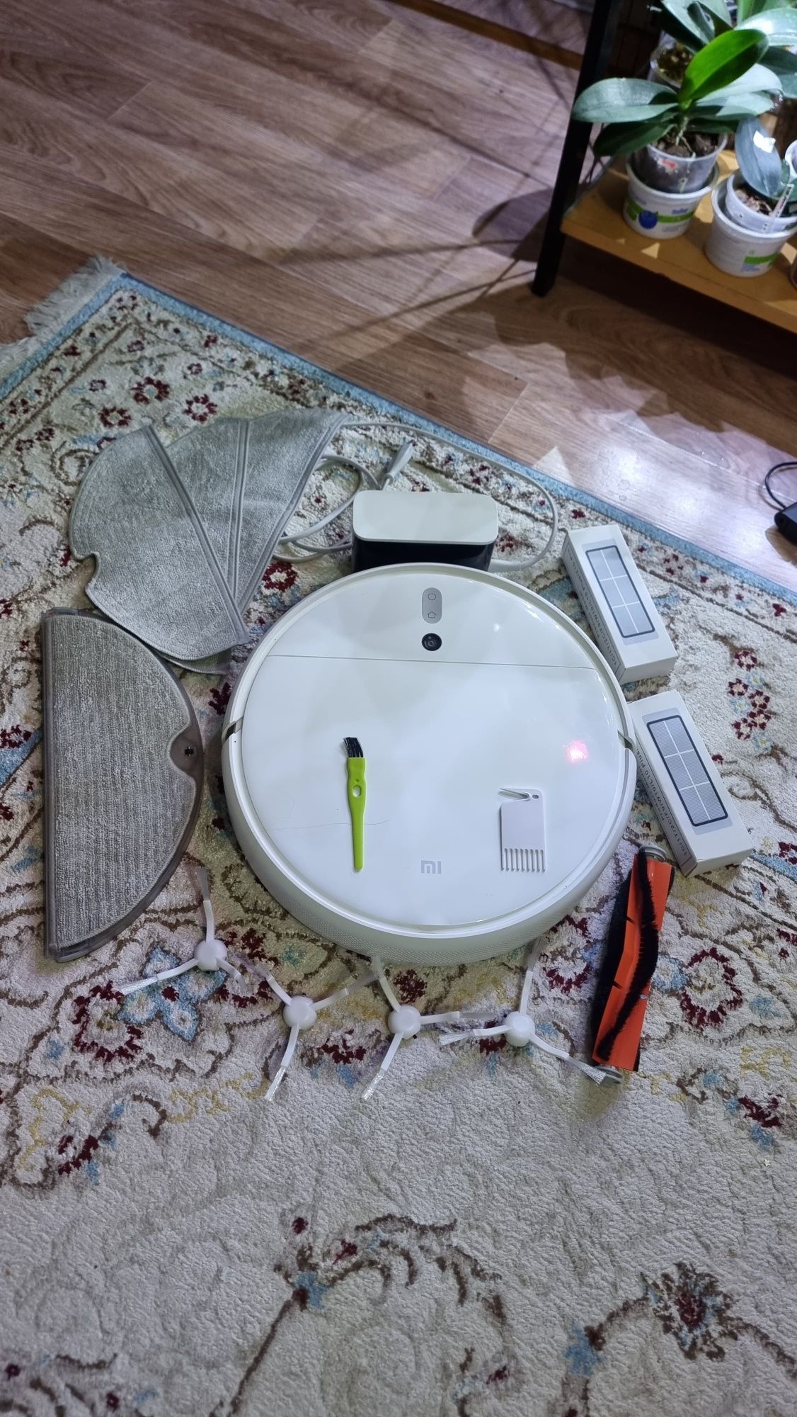 Робот пылесос Xiaomi Mi Robot Vacuum Mop