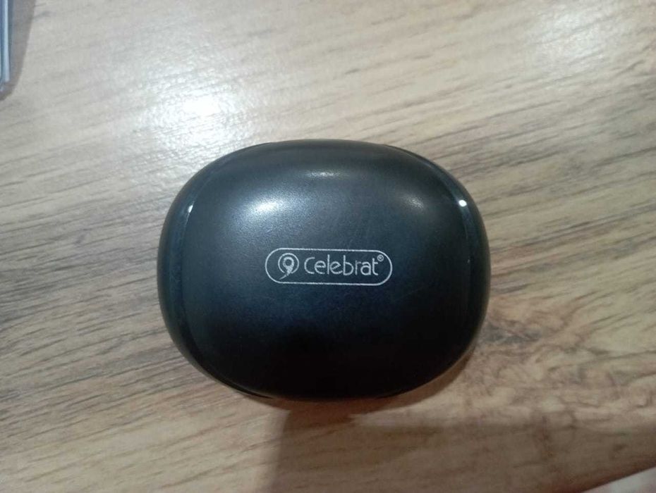 Продам наушники б/у