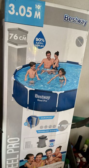 Piscină CA NOUĂ 4,678 L , 76 cm H , ~3 m dm