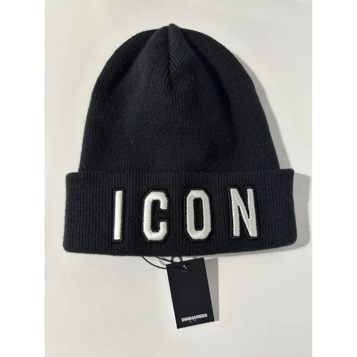 Зимна шапка Dsquared2