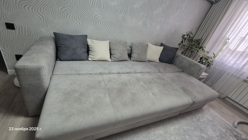 Продам Диван б/у