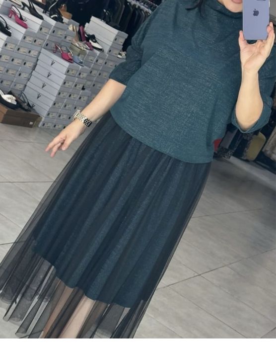 Продам костюм женский