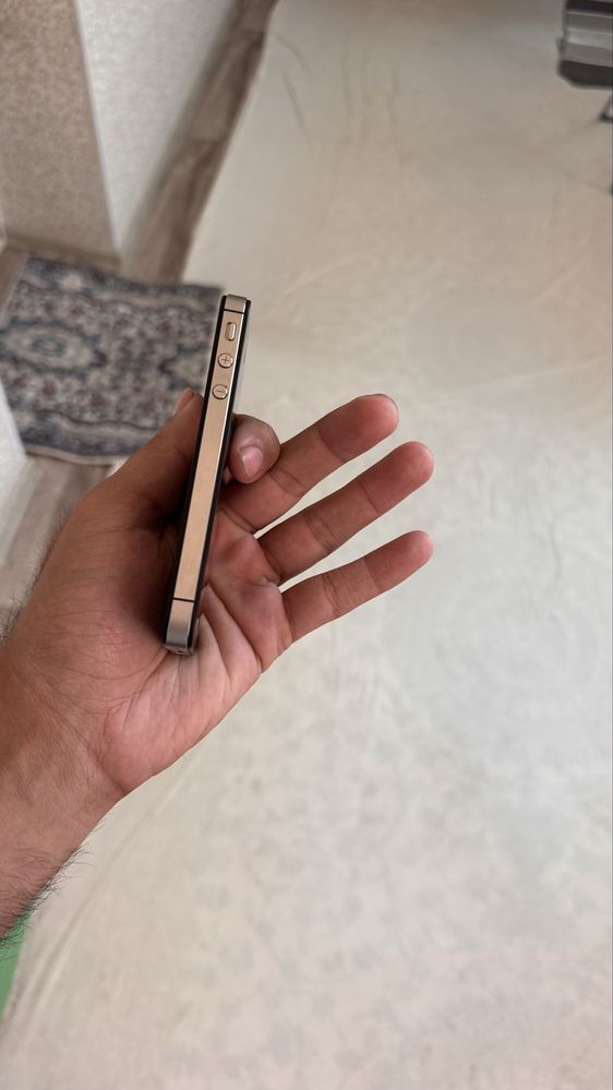 iphone 4s zor sastayanya