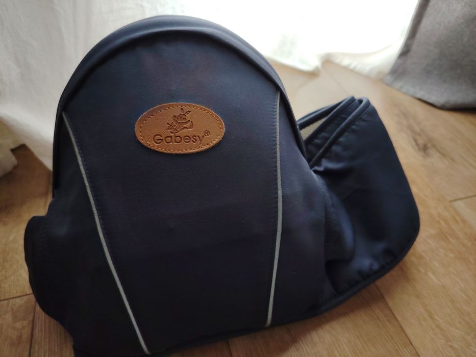 Marsupiu/scaun port bebe albastru  cu centura