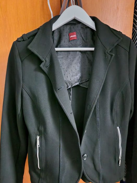 Palton  Olsen Nou negru  nr 38