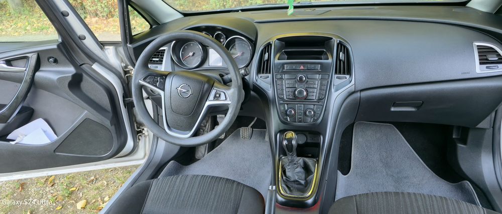 Opel Astra J– 1.7 CDTI ECOFLEX