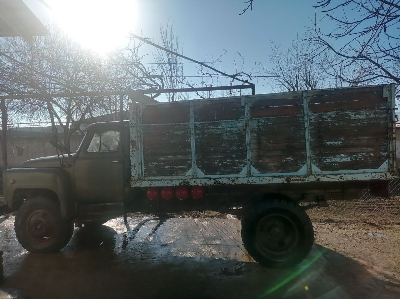 Gaz 53 sotiladi Jizzaxda