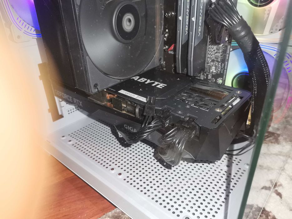 Placa video Nvidia Rtx 3070 Gigabyte  OC