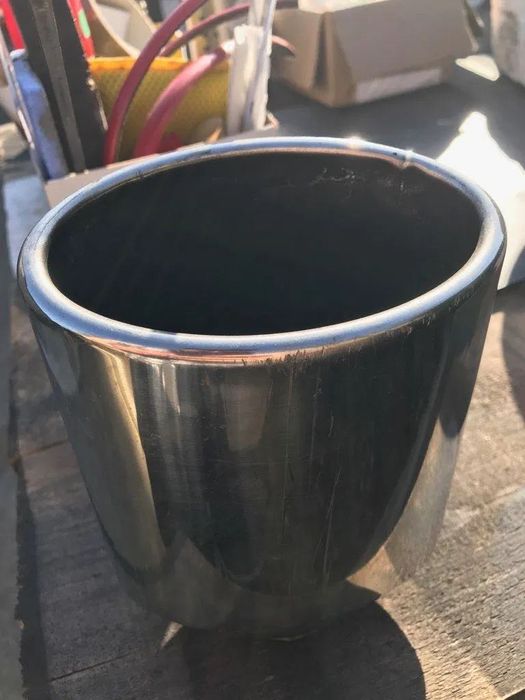 Гърне и спортен накрайник за автомобил