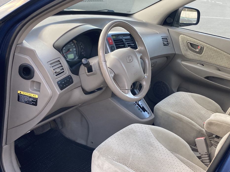 Vand Hyundai Tucson 2.0 CRDi ; AUTOMAT ; 4x4