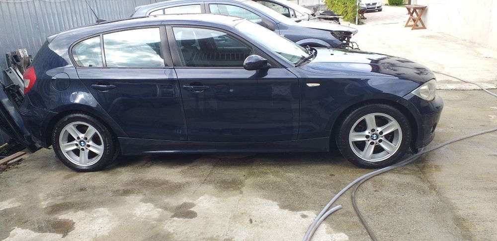 Ușă stânga spate bmw seria 118d hatchback