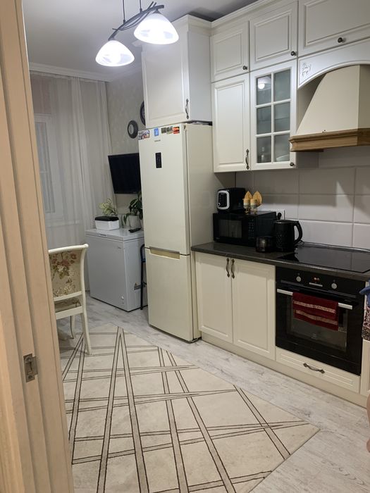 Сдается двухкомнатная квартира на длительный срок