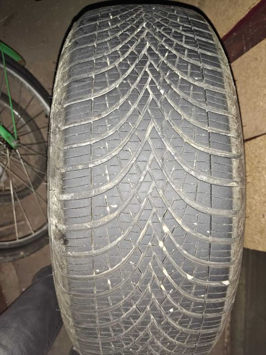 DEBICA Navigator 3 215/60 R17 96 H