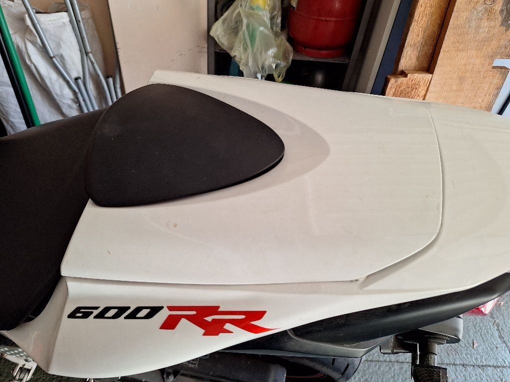 Капак за задна седалка на honda 600rr