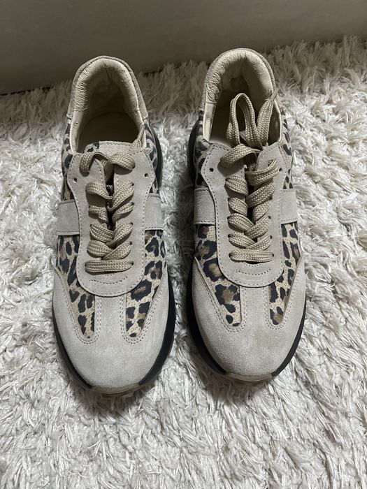 Дамски маратонки естествена кожа