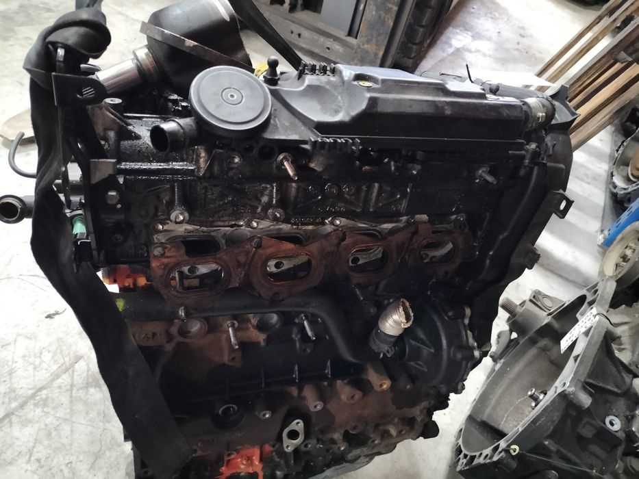 Двигател Peugeot / Citroen 2.2HDI BI-TURBO Код: 4H01