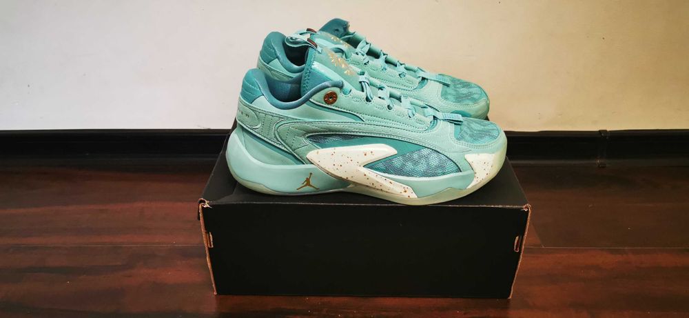 Air Jordan Marimea 40, Original Sneakers Bascheți New