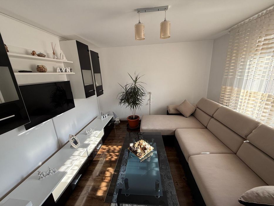 Casa de vânzare Filiași