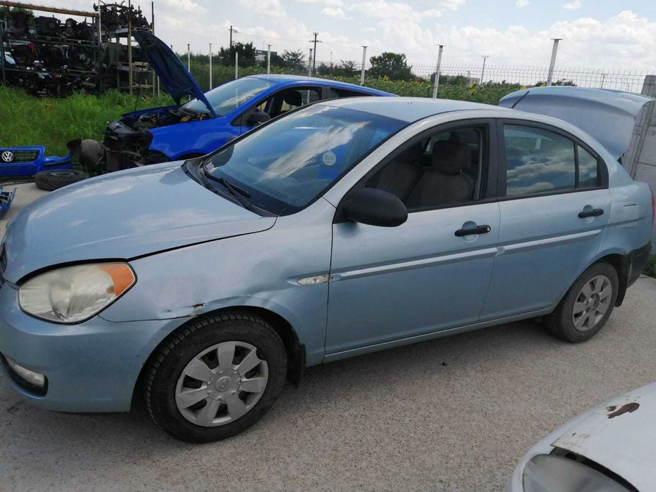 Usa , Portiera Hyundai Accent 3
