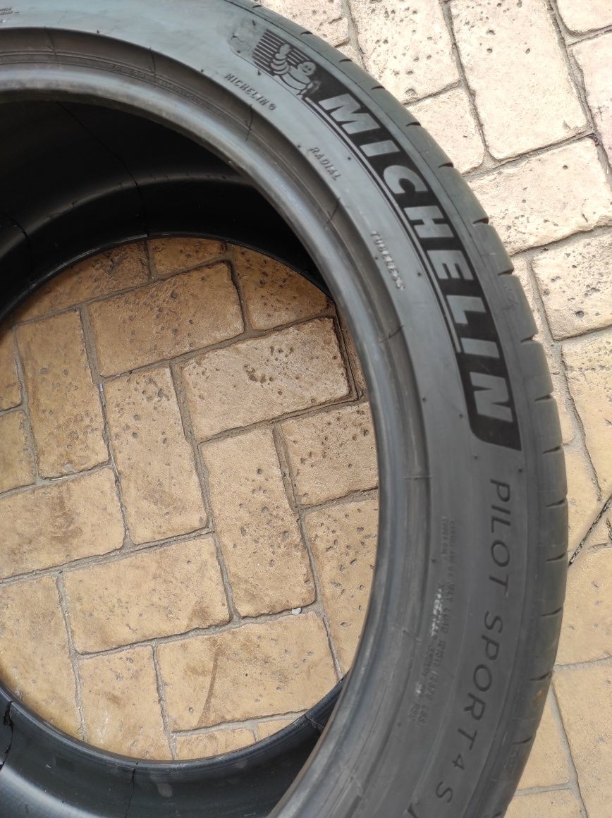 Летни гуми Michelin 285/40/23 и 325/35/23 Mercedes GLS