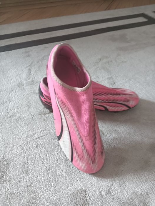 Vând ghete fotbal adidas/puma/nike