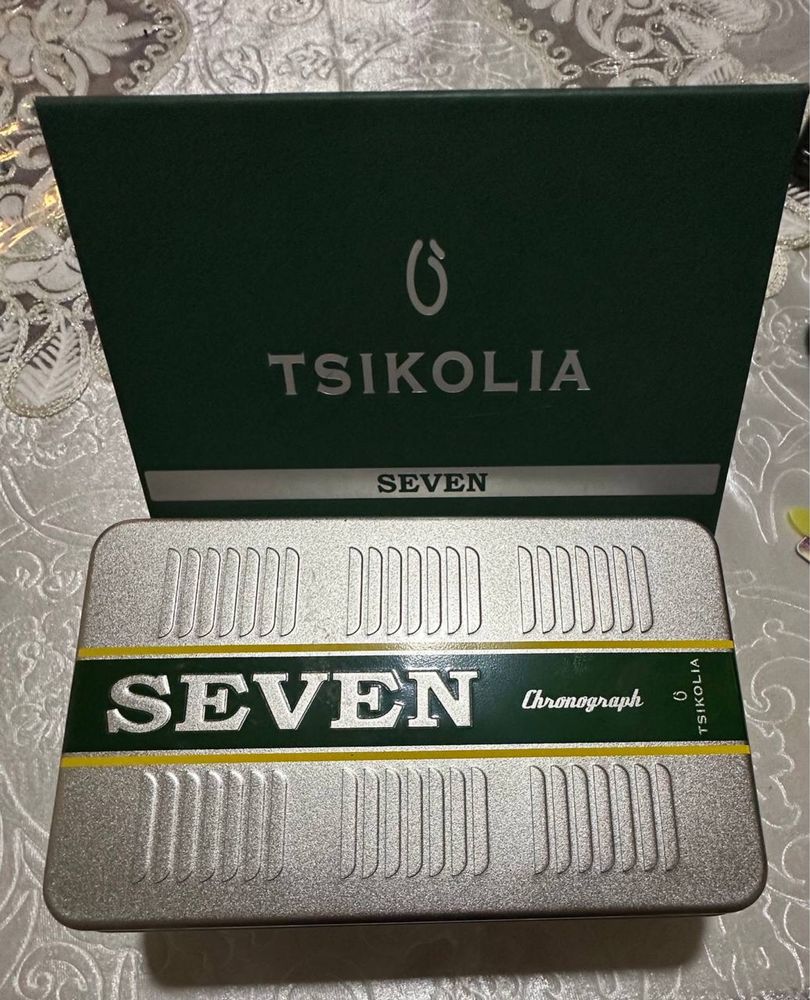 Tsikolia seven chronograph