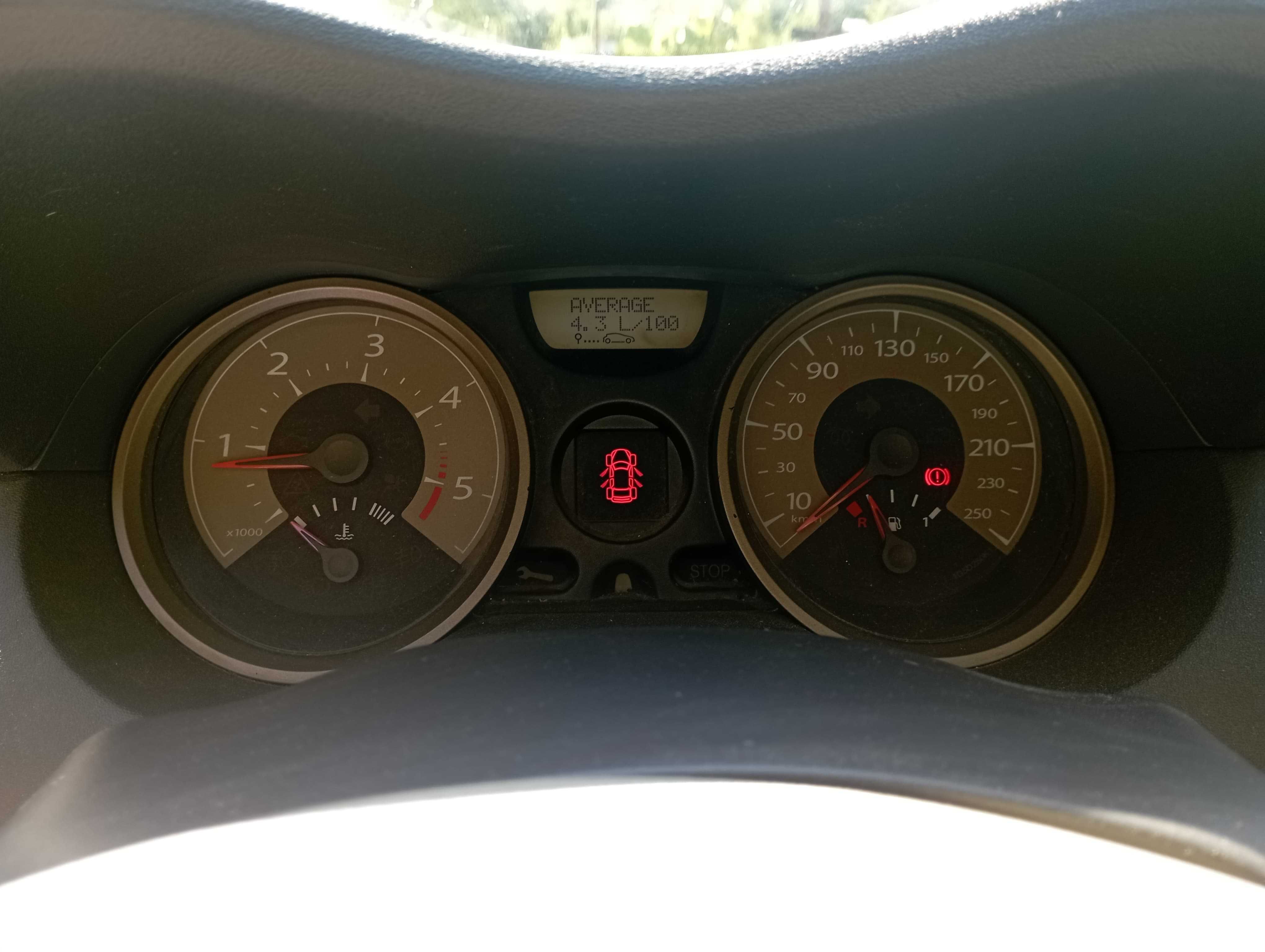 Vând renault megan sedan 2007 1.5 dci