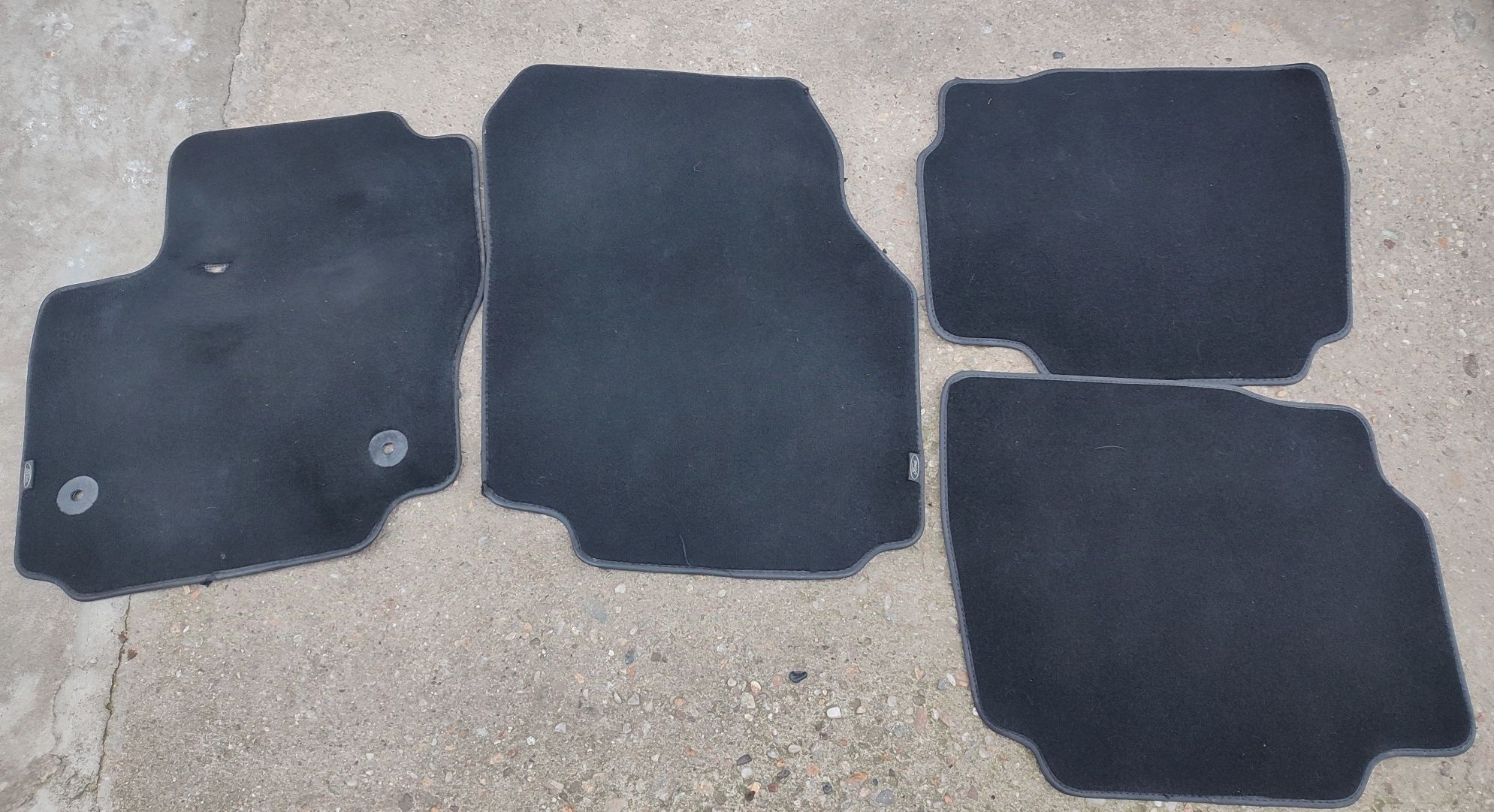 Covoarase textile presuri Ford Mondeo