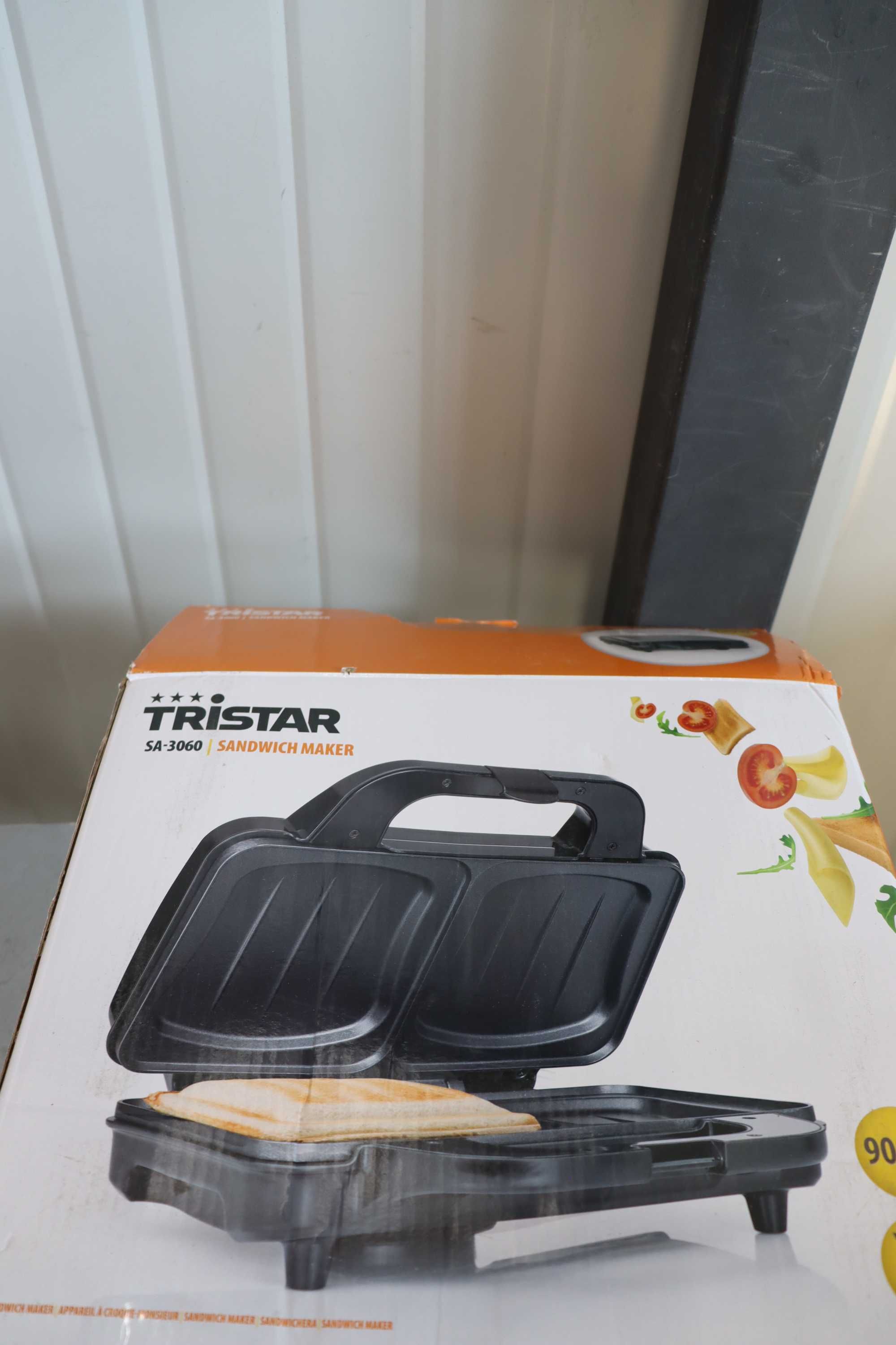 Уред за сандвичи, сандвич тостер Tristar