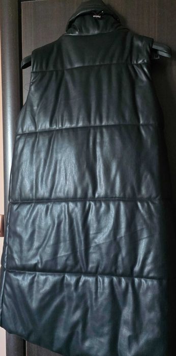 Дамски дълъг  кожен елек