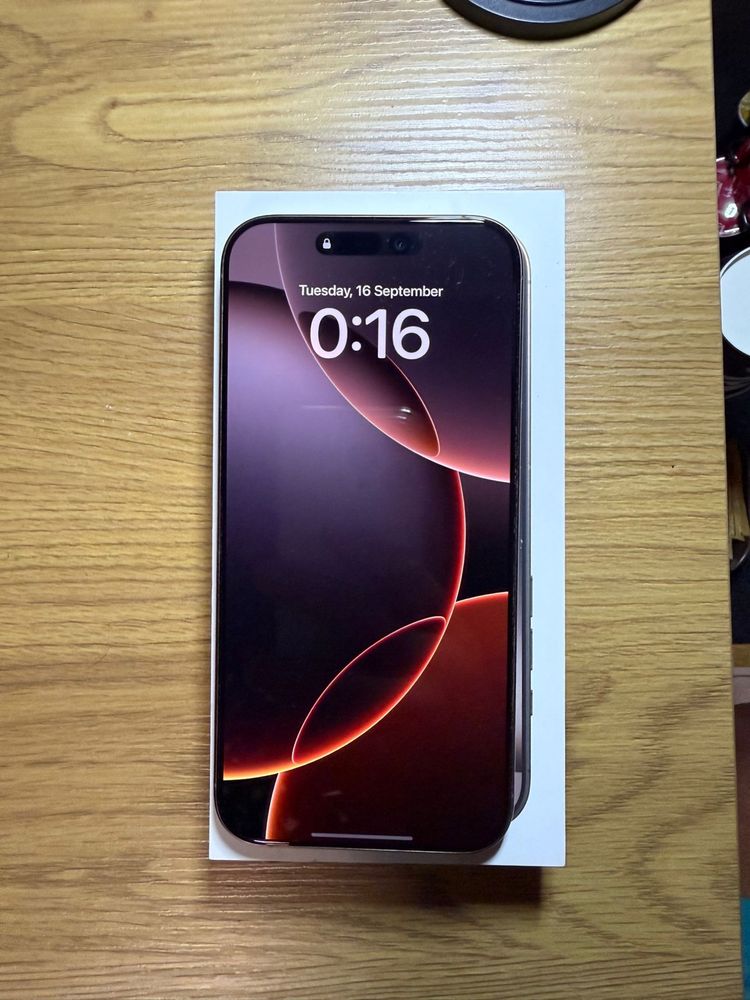 IPHONE 16 PRO MAX desert titanium 256GB 100% батерия