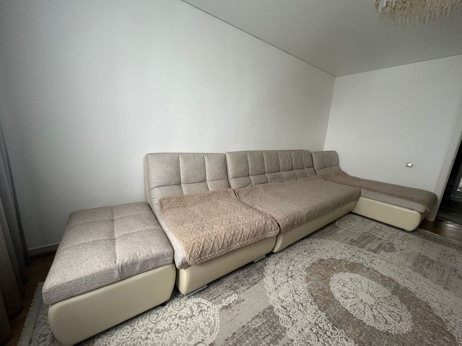 Диван для гостиной