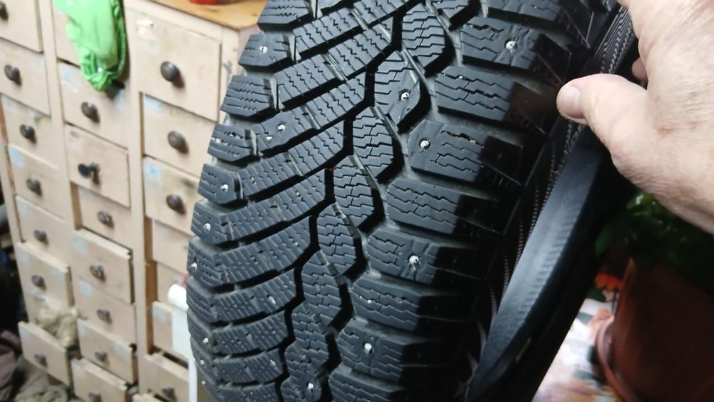 Продам зимняя резина