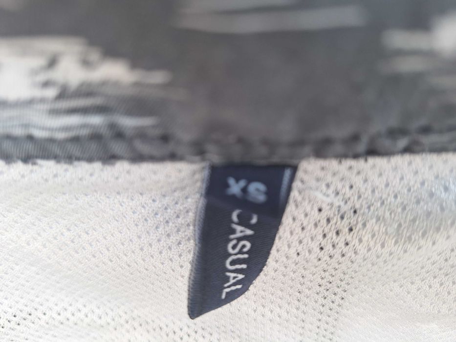 LC Waikiki | talie 82 cm | pantaloni scurti barbat | 42 | M