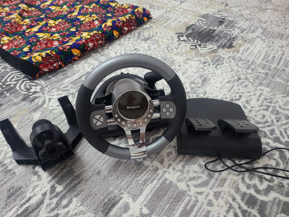 Руль с педаль продам 30000