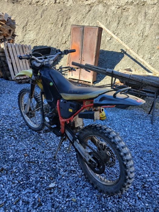 Vând cros cu cadru modificat de 125