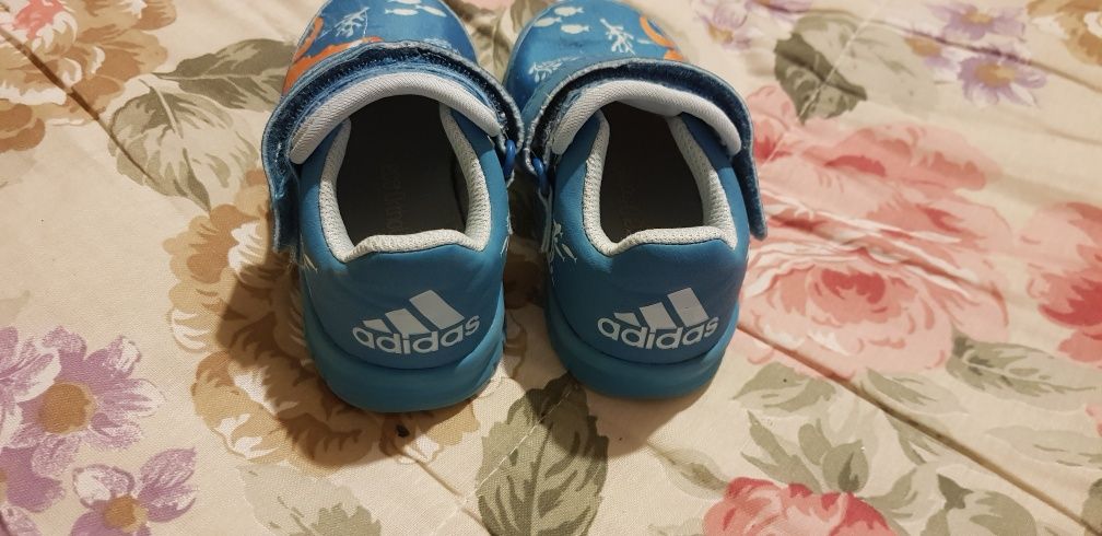 Adidași adidas măr.23