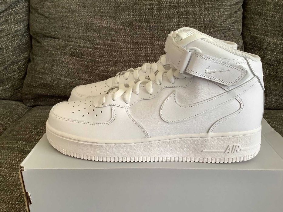 Adidasi Nike Air Force 1 Mid X Triple White Premium
