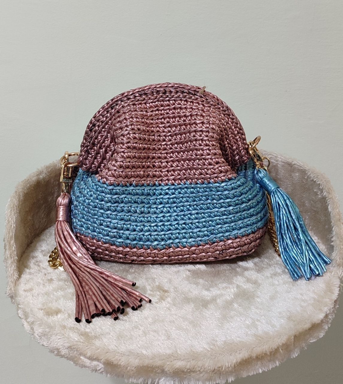 Красивая, элегантная сумочка