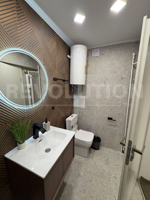 Двустаен апартамент в ж.к. Гео Милев