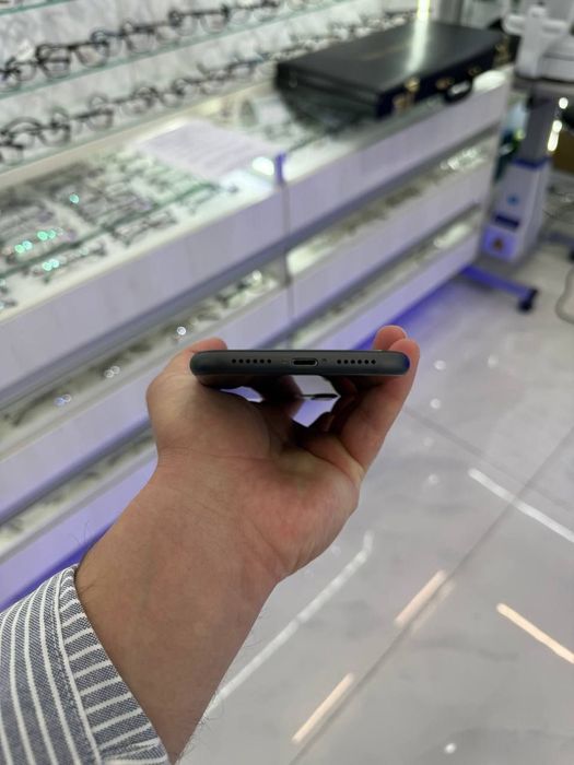 Iphone 11 128GB zor holata